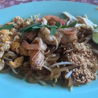 ผัดไทย - หอยทอด หน้าเพชรจริก ( แม่เล็ก เพชรบุรี)