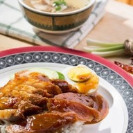 ร้านข้าวหมูแดง เจ๊ไหม พระราม 3