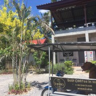 Frankies cafe แฟรงกีส์คาเฟ่ ขนอม