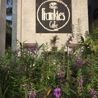 Frankies cafe แฟรงกีส์คาเฟ่ ขนอม