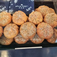 เมนูของร้าน ซาลาเปาโกอ้วน ตลาดฟู้ดวิลล่า ราชพฤกษ์