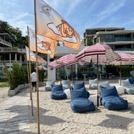 Skoop Beach Cafe หัวหิน