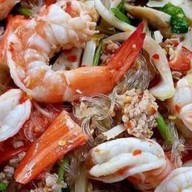 🥬🧄กระเพราเสี่ยงตาย🧄🥬