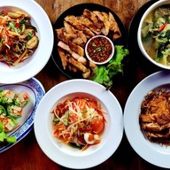 ร้านยำนางจิ้งจอก By Ninetails bar&booster ลาดพร้าว