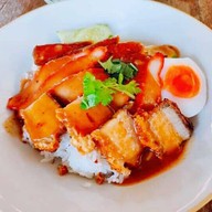 เหมยบะหมี่เกี๊ยว ก๋วยเตียวต้มยำมะนาว ข้าวหมูแดง-ข้าวหมูกรอบ(สูตร เตาถ่าน)