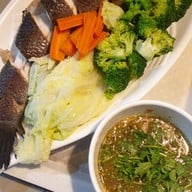 ตลาดยอดเขา/สวนอาหารยอดเขา
