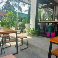 บรรยากาศ ร้านมันส์ไก่ มทส.ประตู 1