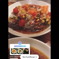 เมนูของร้าน ลูกชิ้นทอด รสน้ำยำ เพชรเกษม81