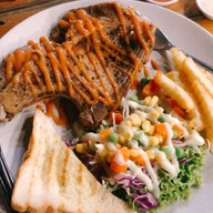 ร้านสเต็กไส้แตก สาขา2 &หม่าล่า