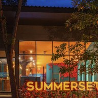 Summerset Bar & Lounge