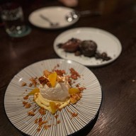 เมนูของร้าน Quince - Eatery & Bar