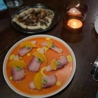 เมนูของร้าน Quince - Eatery & Bar