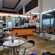 หน้าร้าน BB Caff สนามบินสุราษฎธานี