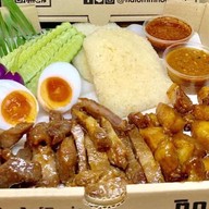 ติดลม หมูทอดปลาร้า ปากเกร็ด