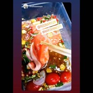 เมนูของร้าน ลูกชิ้นทอด รสน้ำยำ เพชรเกษม81