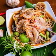 ริมเขื่อนวังปลาแงะแอนด์คอฟฟี่