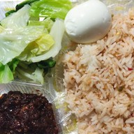 พริกติดปาก (ข้าวคลุกน้ำพริก หน้าแหลมทอง) ตลาดห้างแหลมทองบางแสน