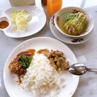 ข้าวแกงสบายพุง ปั้มน้ำมันบางจาก เกษตรนวมินทร์