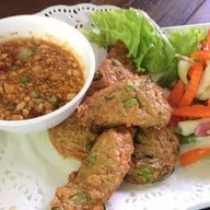 เมนูของร้าน คนลือลาบเป็ดริมมูล