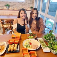 ป้าเหน่ยแหนมเนือง