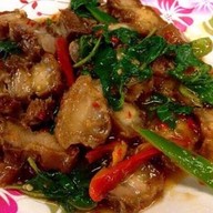 กะเพราโหด โคตรตำ ยำแหลก