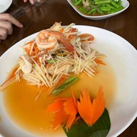 เมนูของร้าน ริมผา ลาภิน
