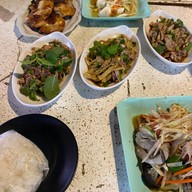 ส้มตำชานชาลา วัดป่าเลไลยก์