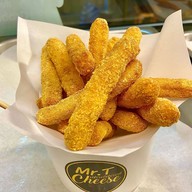 Mr.T เฟรนช์ฟรายส์ Cheese ริมกก ริมกก