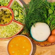 ร้านขนมจีนน้ำยาพริกแกงใต้ สุขุมวิท-คลองเตย