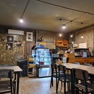Guitar Cafe [Sawang Daen Din]