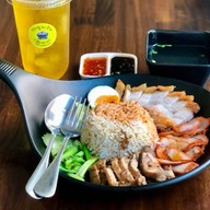 กระบุงเงิน by รัช-ชะ-ดา