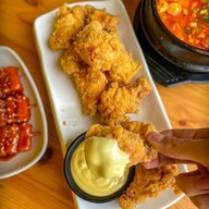 Chinuenim_abac เอแบค บางนา