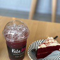 เมนูของร้าน Bite me Bakery & Cafe