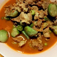 ร้านน้อยหน่าหมูตลาดศูนย์