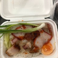 แสงทองเป็ดย่าง ถนนเลียบคลองสอง