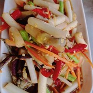 เมนูของร้าน ส้มตำแปดริ้ว