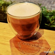 เมนูของร้าน Honeyful Cafe พร้อมพงษ์