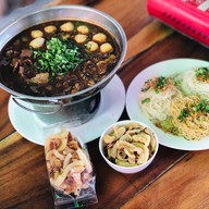 ก๋วยเตี๋ยวเรือเจ้าสัว ศรีนคริทร์40 ศรีนครินทร์