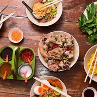 ลิ้มลอง ก๋วยเตี๋ยวเรือกองปราบ โชคชัย4