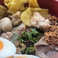 ก๋วยเตี๋ยวต้มยำ ข้าวขาหมู(tam yom) 🌶🔥 ซอยชมวิว