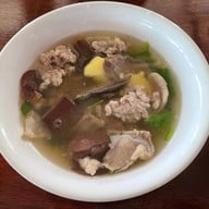 ข้าวเลือดหมูตราด