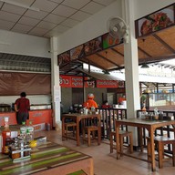 บรรยากาศ ก๋วยเตี๋ยวเรือเลอรส สาขาจรัญสนิทวงศ์ 13