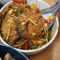ตุ๊กโภชนา สะพานวันชาติ
