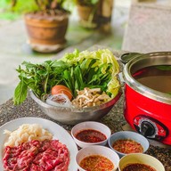 ลาบอีสานขวัญใจคนจน,ลาบอีสานขวัญใจวังทอง