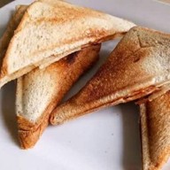 แซนวิซใส้ทะลัก10บาท(69แมนชั้น)