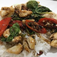 อากู๋ ข้าวผัดปูสาขาสาธุประดิษฐ์