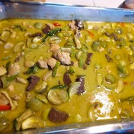 ร้านแกงไทย