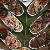 ก๋วยเตี๋ยวเรือแม่จันทร์ ร้านอร่อยซอยเสือใหญ่(ต้นตำหรับ)