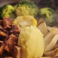 Broccoli steak phuket ภูเก็ต