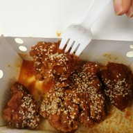 เมนูของร้าน IntChon อินชอนไก่ทอดนานาชาติ สาทร 11